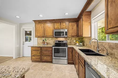 Kitchen - 6408 E Dallas St, Mesa, AZ 85205 photo 2 of 5