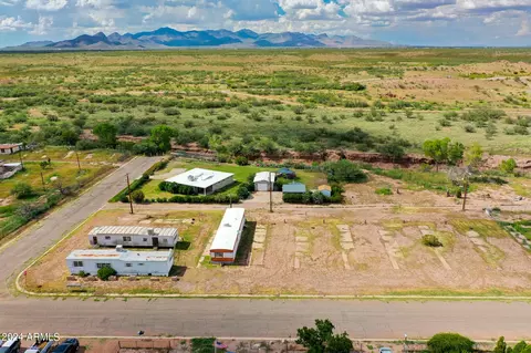 300 E Pima St #1, Huachuca City, AZ 85616