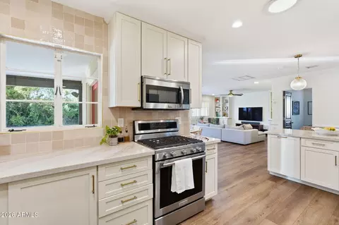 Kitchen - Undisclosed, Phoenix, AZ 85014 photo 7 of 7