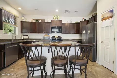 Kitchen - 1680 Elgin St, Gilbert, AZ 85295 photo 8 of 9