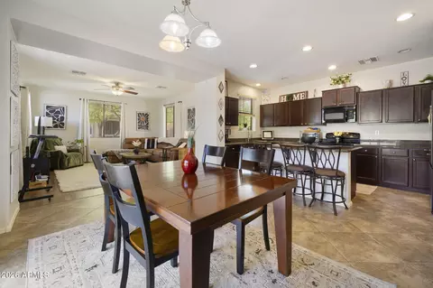 Dining - 1680 Elgin St, Gilbert, AZ 85295 photo 2 of 3