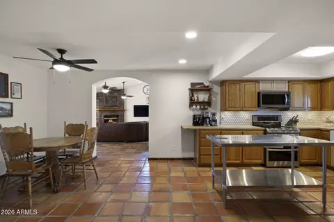 Kitchen - 1546 E Flower Cir, Mesa, AZ 85204 photo 1 of 7