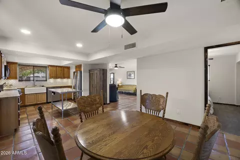 Dining - 1546 E Flower Cir, Mesa, AZ 85204 photo 3 of 3