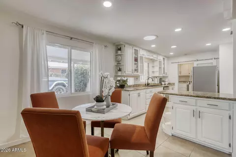 Dining - 1939 E Solano Dr, Phoenix, AZ 85016 photo 1 of 2