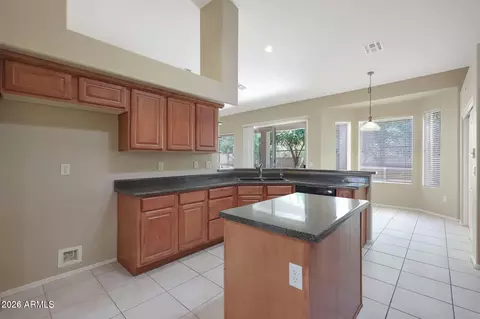 Kitchen - 7632 E Snowdon Cir, Mesa, AZ 85207 photo 3 of 4