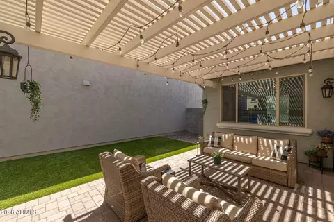 Exterior - 4126 E Jones St, Gilbert, AZ 85295 photo 5 of 10
