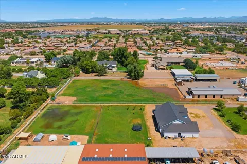 View/Area - 21332 S 156th St, Gilbert, AZ 85298 photo 1 of 6