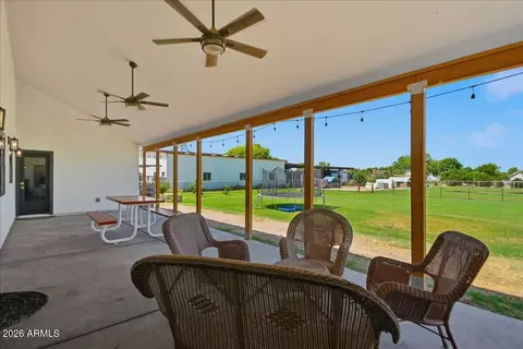 Exterior - 21332 S 156th St, Gilbert, AZ 85298 photo 3 of 9