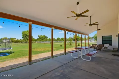 Exterior - 21332 S 156th St, Gilbert, AZ 85298 photo 4 of 9