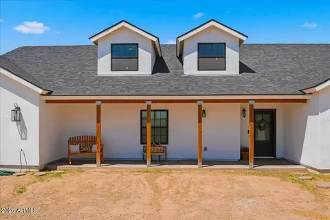 Exterior - 21332 S 156th St, Gilbert, AZ 85298 photo 2 of 9