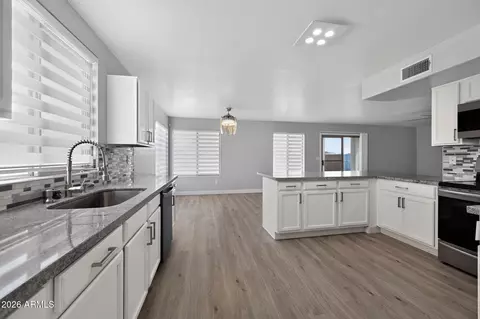 Kitchen - 2020 E Behrend Dr, Phoenix, AZ 85024 photo 1 of 2