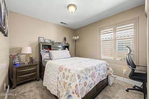 Bedroom - 4138 E Tanglewood Dr, Phoenix, AZ 85048 photo 3 of 4