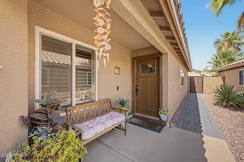 Exterior - 4138 E Tanglewood Dr, Phoenix, AZ 85048 photo 4 of 8