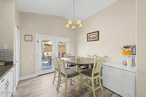 Dining - 4138 E Tanglewood Dr, Phoenix, AZ 85048 photo 2 of 2
