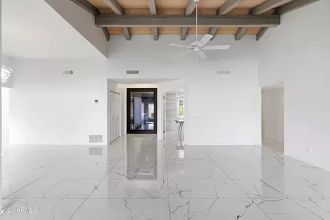 Living - 3187 E Berridge Ln, Phoenix, AZ 85016 photo 4 of 4