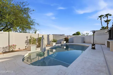 Exterior - 3187 E Berridge Ln, Phoenix, AZ 85016 photo 7 of 10