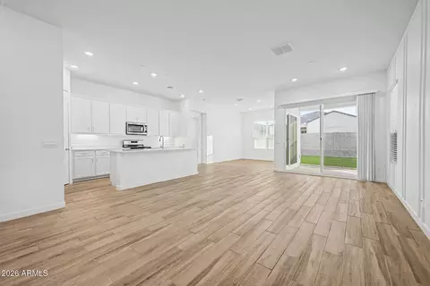 Living - 1734 E Questa Dr, Phoenix, AZ 85024 photo 2 of 5