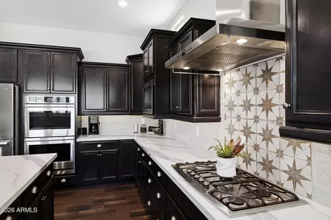 Kitchen - 7573 S Frontier St, Gilbert, AZ 85298 photo 4 of 6