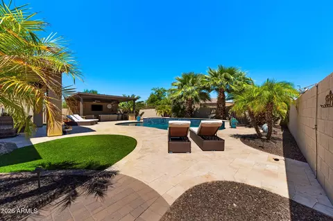 Exterior - 7573 S Frontier St, Gilbert, AZ 85298 photo 6 of 10