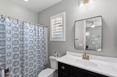 Bath - 7573 S Frontier St, Gilbert, AZ 85298 photo 5 of 6