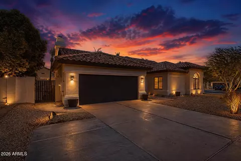 Exterior - 13253 S 35th Ct, Phoenix, AZ 85044 photo 3 of 9