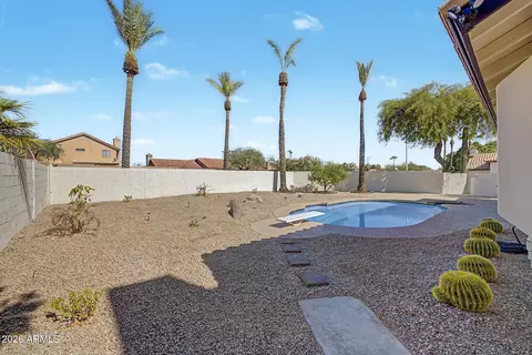 Exterior - 13253 S 35th Ct, Phoenix, AZ 85044 photo 5 of 9