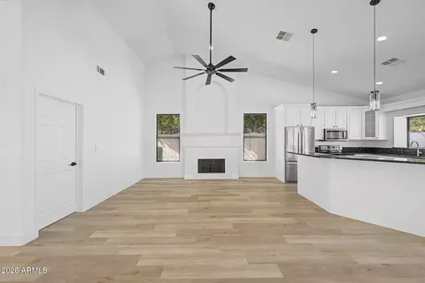 Living - 13253 S 35th Ct, Phoenix, AZ 85044 photo 4 of 7