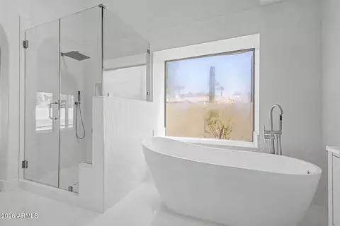 Bath - 13253 S 35th Ct, Phoenix, AZ 85044 photo 2 of 3