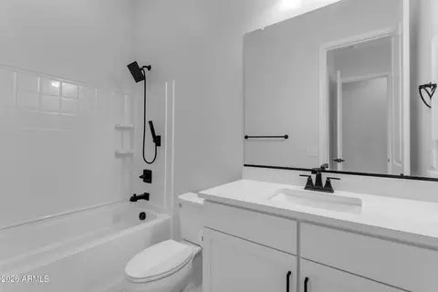 Bath - 4630 S Ferric --, Mesa, AZ 85212 photo 6 of 8