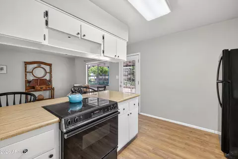 Kitchen - 4950 E Broken Bow Dr, Flagstaff, AZ 86004 photo 5 of 5