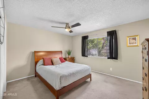 Bedroom - 4950 E Broken Bow Dr, Flagstaff, AZ 86004 photo 5 of 6