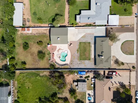 View/Area - 3312 E Flower St, Phoenix, AZ 85018 photo 2 of 4