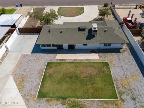Exterior - 3312 E Flower St, Phoenix, AZ 85018 photo 5 of 6