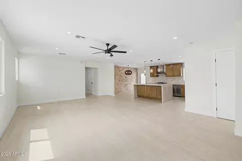 4418 N 19th Pl, Phoenix, AZ 85016 photo 8