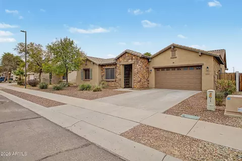 Exterior - 16773 W Apache St, Goodyear, AZ 85338 photo 4 of 14