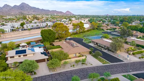 View/Area - 1106 E Wagon Wheel Dr, Phoenix, AZ 85020 photo 1 of 8