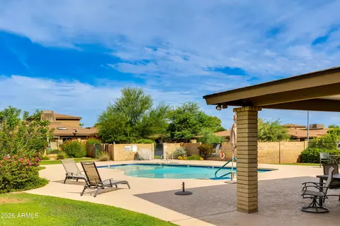 Exterior - 1106 E Wagon Wheel Dr, Phoenix, AZ 85020 photo 9 of 9