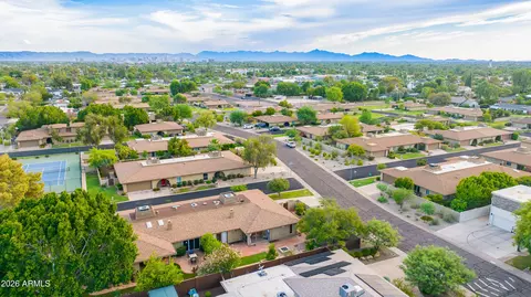View/Area - 1106 E Wagon Wheel Dr, Phoenix, AZ 85020 photo 5 of 8