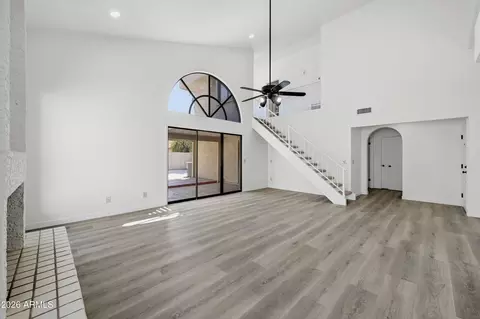 Living - 14433 S 41st Pl, Phoenix, AZ 85044 photo 4 of 6