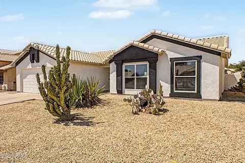 Exterior - 4238 Encinas Ave, Gilbert, AZ 85234 photo 4 of 7
