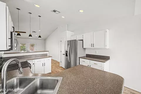 Kitchen - 4238 Encinas Ave, Gilbert, AZ 85234 photo 2 of 4