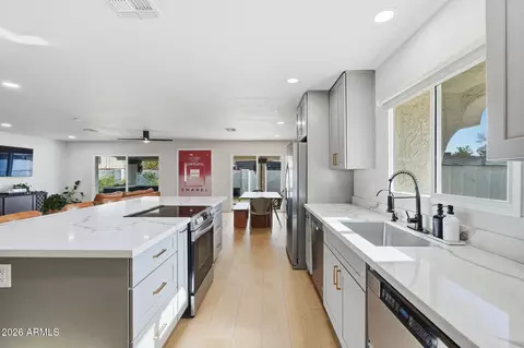 Kitchen - 1703 E Laguna Dr, Tempe, AZ 85282 photo 7 of 7