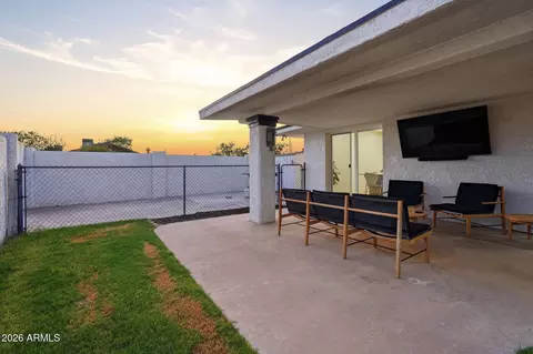 Exterior - 1703 E Laguna Dr, Tempe, AZ 85282 photo 9 of 22