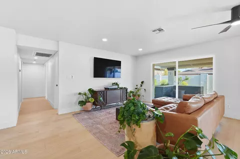 Entry Way - 1703 E Laguna Dr, Tempe, AZ 85282 photo 2 of 2