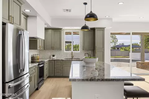 Kitchen - 848 S 131st St, Gilbert, AZ 85233 photo 4 of 5
