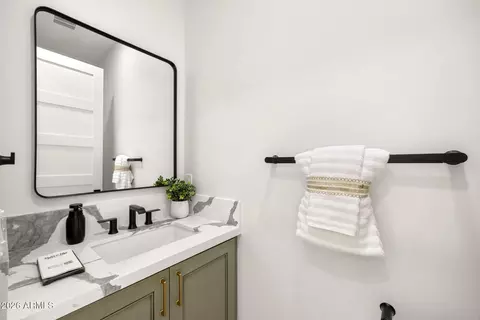 Bath - 848 S 131st St, Gilbert, AZ 85233 photo 1 of 7