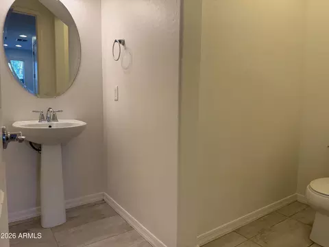 Bath - 2275 S Agnes Ln, Gilbert, AZ 85295 photo 1 of 7