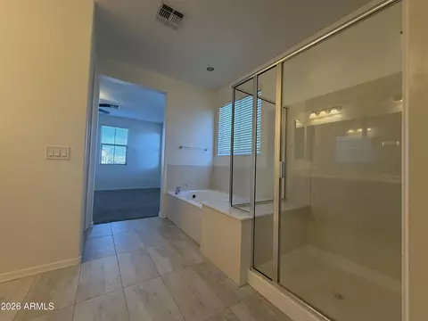 Bath - 2275 S Agnes Ln, Gilbert, AZ 85295 photo 3 of 7