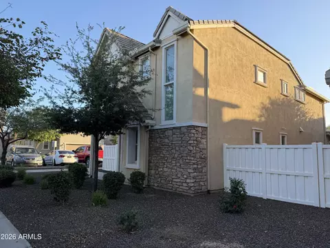 Exterior - 2275 S Agnes Ln, Gilbert, AZ 85295 photo 2 of 6