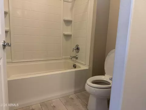 Bath - 2275 S Agnes Ln, Gilbert, AZ 85295 photo 7 of 7